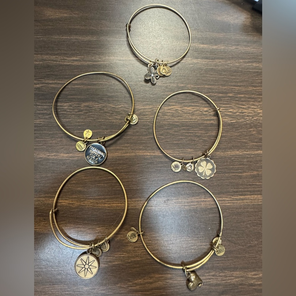 Vintage Alex and Ani bundle of 5